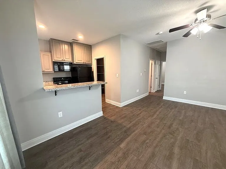 2808 Miller Ave #2 — Photo 7