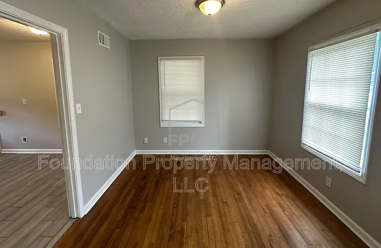 3710 Elm Park Rd — Photo 9