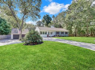 590 Whiskey Rd, Ridge, NY 11961