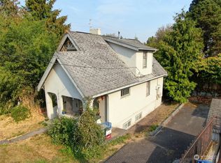 1008 Clinton St, Bellingham, WA 98225