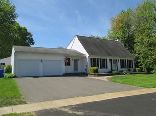 12 Eleanor Rd, Enfield, CT 06082