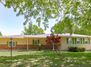 1701 S Lexington St, Holden, MO 64040