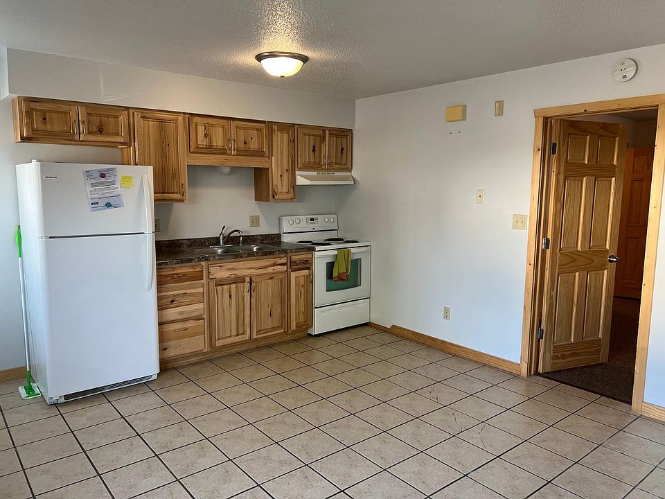 1st image of 4680 Vasey Ave #2