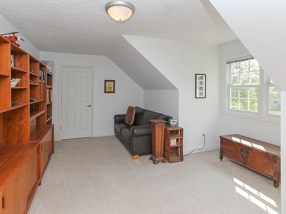 5th bedroom/Bonus Room