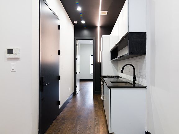 4th image of 205 Johnson Ave #11M