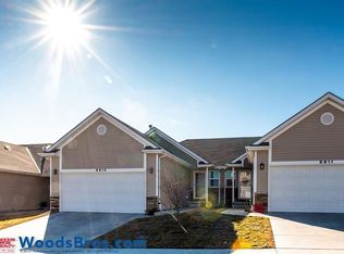 8915 Blacksmith Ct, Lincoln, NE 68507