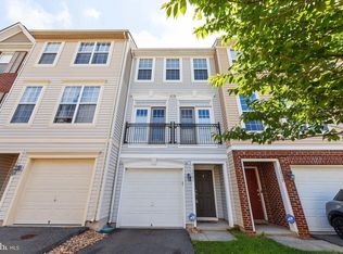 15741 John Diskin Cir #104, Woodbridge, VA 22191