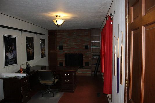 3rd image of 1 Great Oaks Dr