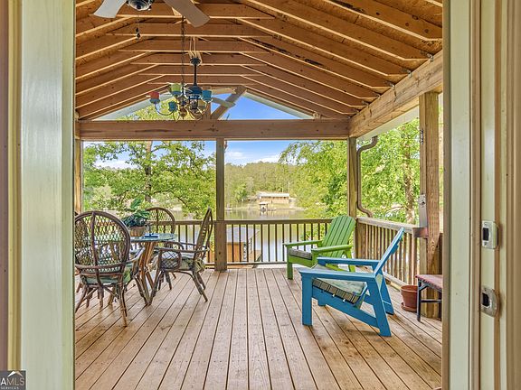 2nd image of 229 Camellia Ct