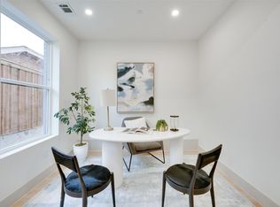 512 N Lancaster Ave #2, Dallas, TX 75203