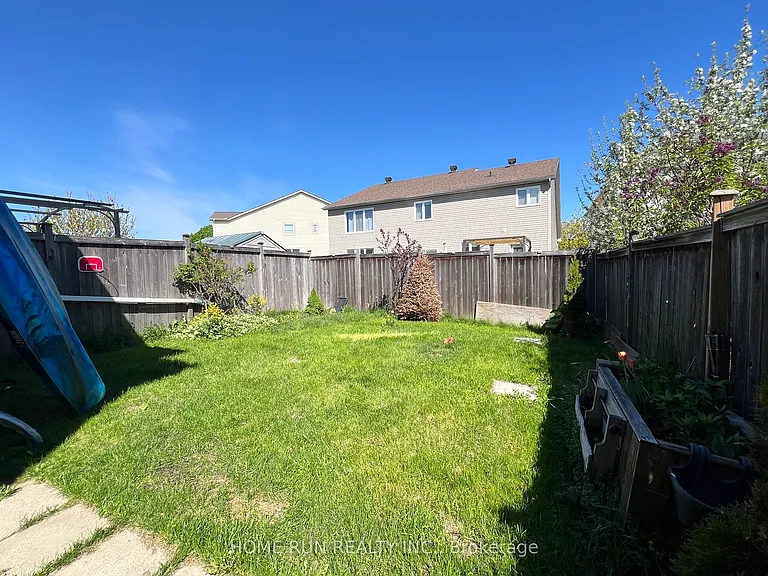 217 Deerfox Dr — Photo 25