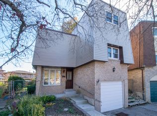 29 Graham Ct, Whitby, ON L1N6E1