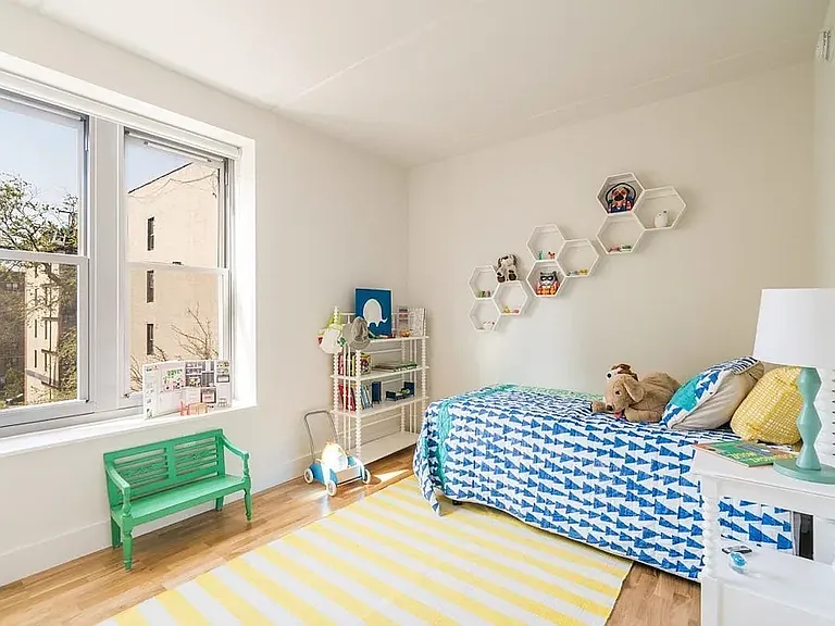 310 Clarkson Ave #202 — Photo 5