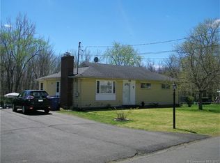 99 South St, Cromwell, CT 06416