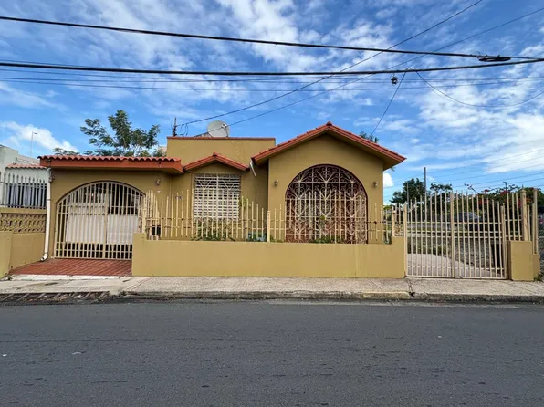 Urb La Granja, Caguas, PR 00725