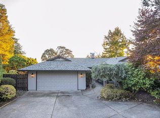 10748 SE 99th Dr, Happy Valley, OR 97086