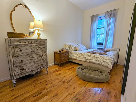 Rented by Manhattan Spaces | media 16