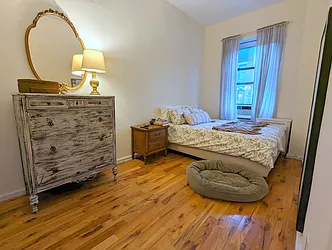 Rented by Manhattan Spaces