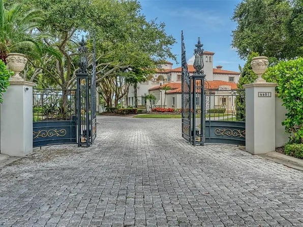 4423 Bay Shore Rd, Sarasota, FL 34234