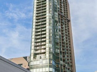 113 W Maple St #2210, Chicago, IL 60610