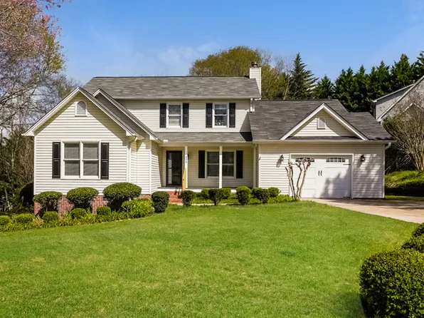 206 Luke Ct, Easley, SC 29640