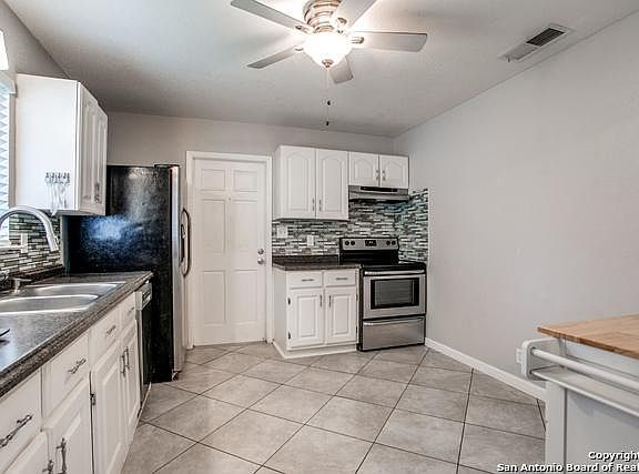 4th image of 4325 Summer Sun Ln