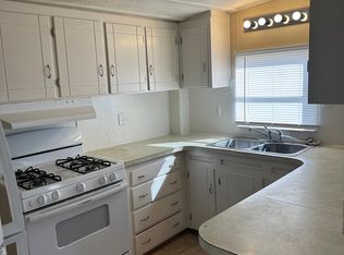 115 Pine St, Levelland, TX 79336