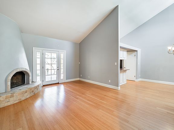 3rd image of 6218 N 21st Dr