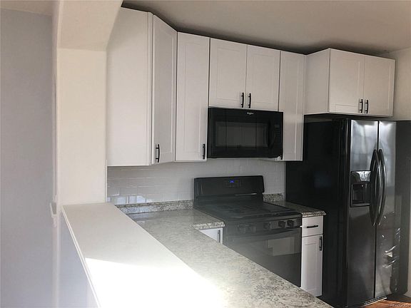 5th image of 3240 W 8th Ave