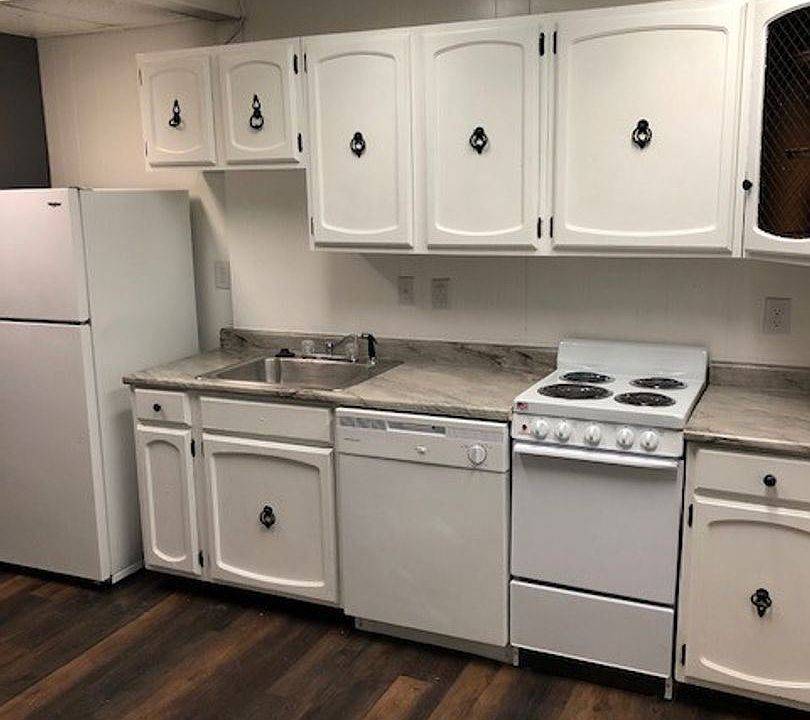 2nd image of 602 Jules St #2