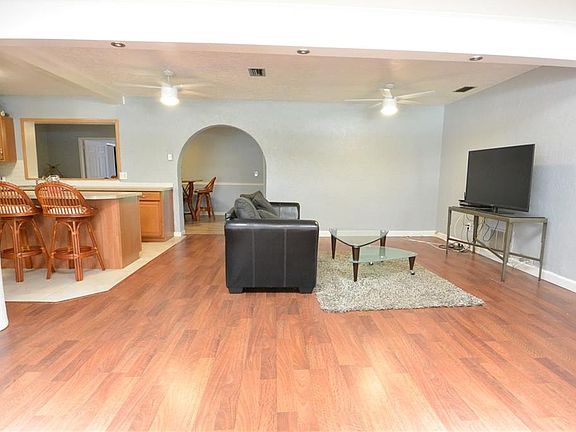 5th image of 728 Palm Ave
