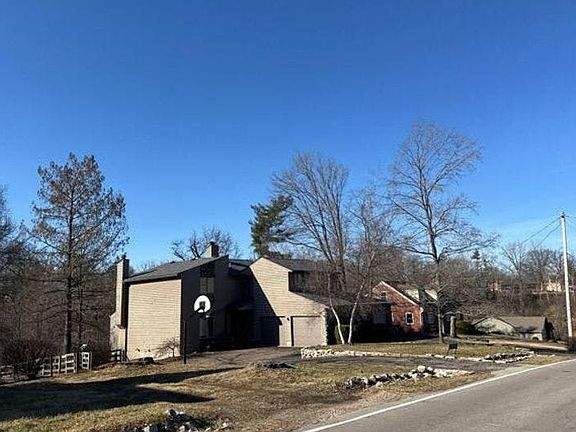 4th image of 3768 Hubble Rd