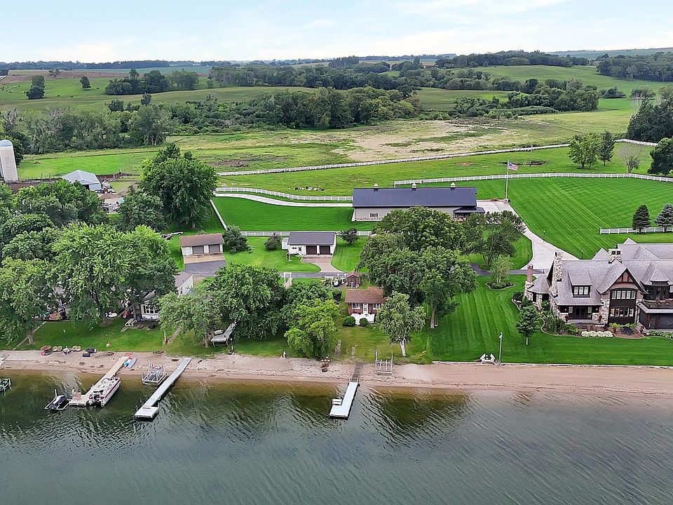 1st image of 25580 Berens Point Dr