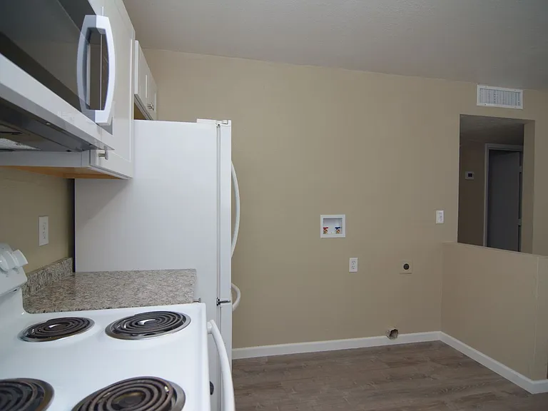3372 N Cardi Ave — Photo 6