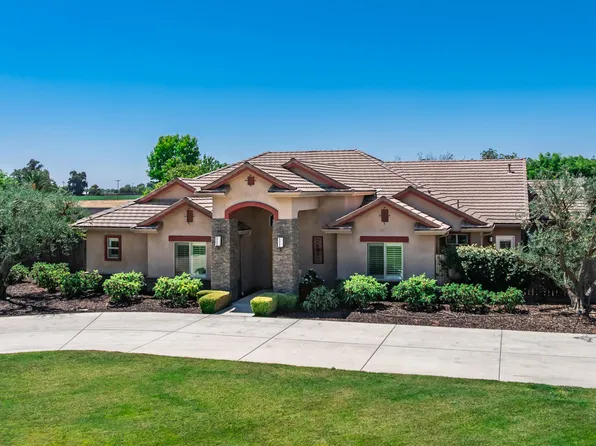 13611 Francisco Drive, Hanford, CA 93230