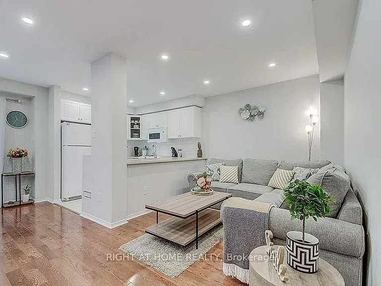 28 Bates Ct — Photo 10