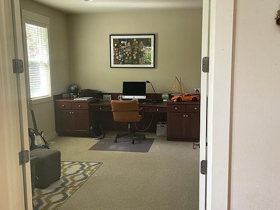 3rd image of 10852 Muirwood Way NE