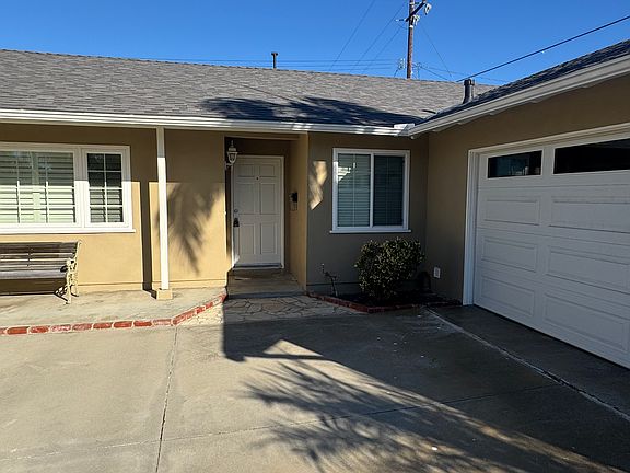 2nd image of 16312 Honolulu Ln