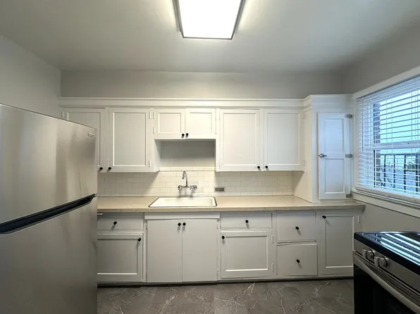 Belmont - 13 Unit, 1211 Pacific Ave #11, Everett, WA 98201