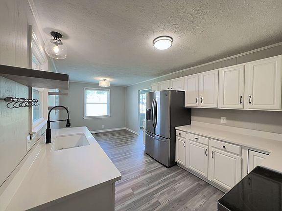 New quartz countertops
