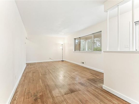 4th image of 5708 Gretna Rd