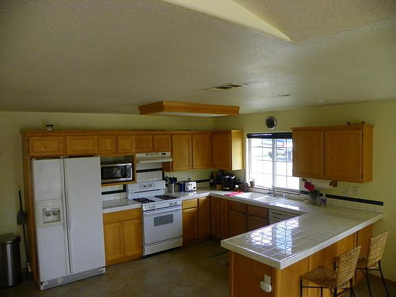 4th image of 1320 Herrick Ave