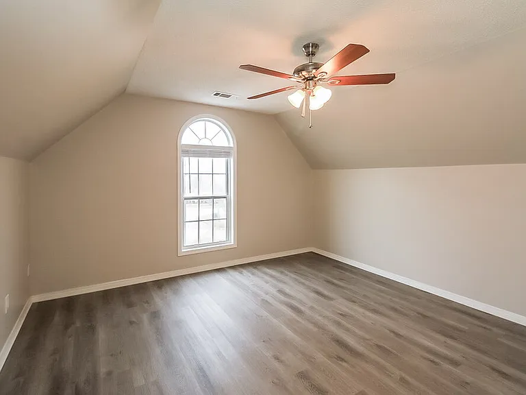 11945 Harbour Town Pkwy — Photo 14