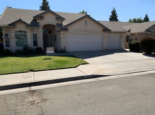 2953 E Granada Ave, Fresno, CA