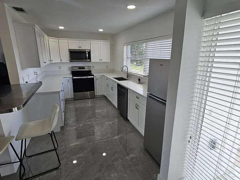 13863 River Forest Dr — Photo 10