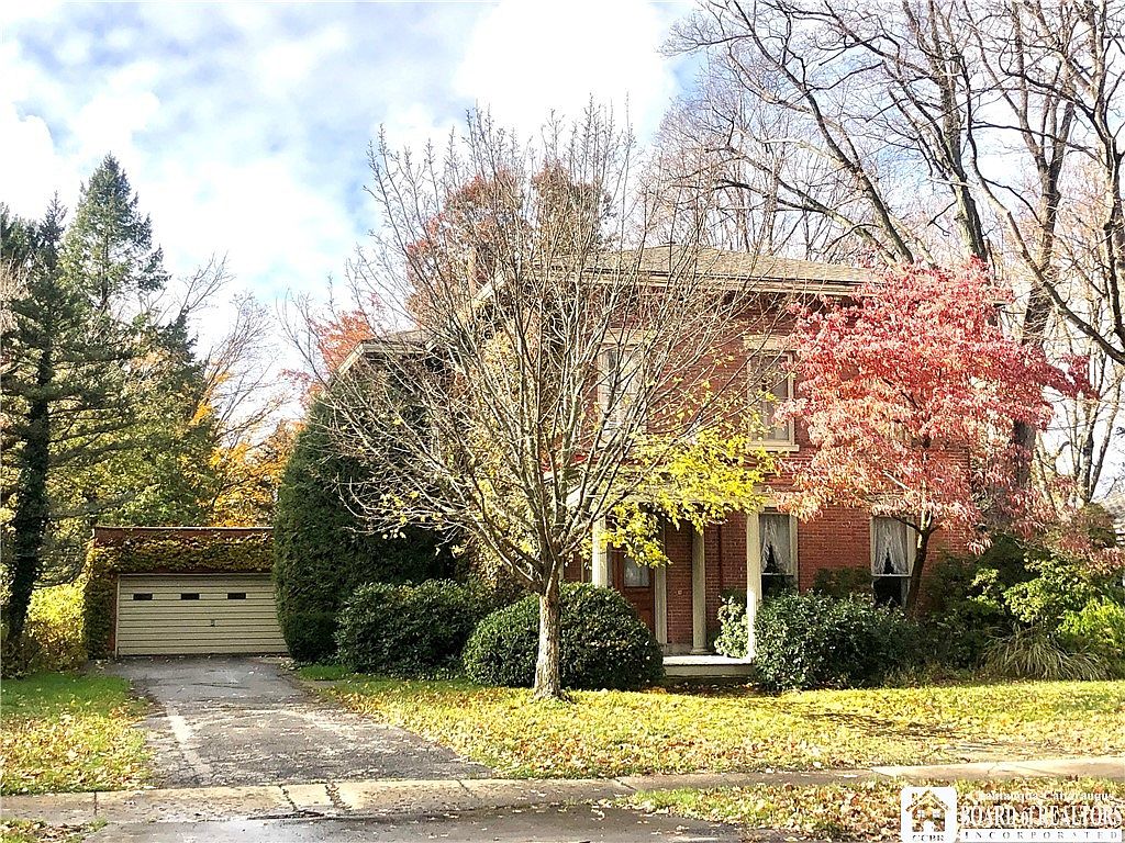 74 Central Ave, Fredonia, NY 14063 Zillow