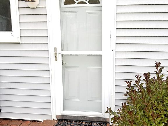 4th image of 10474 Rosaltha Dr