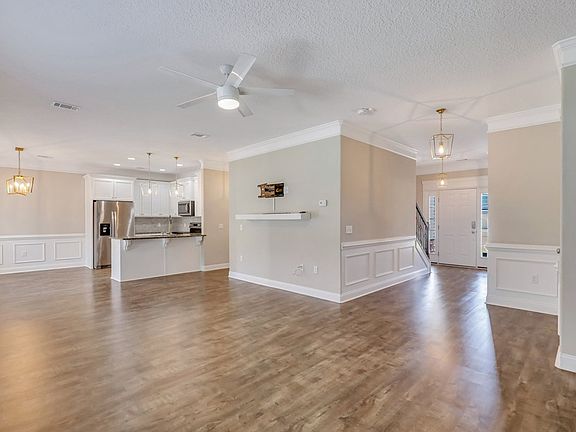 5th image of 110 Wyatt Ct NE