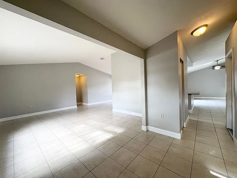 1660 Cracker Creek Ct #1 — Photo 2