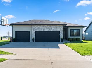 1417 NE Main St, Grimes, IA 50111